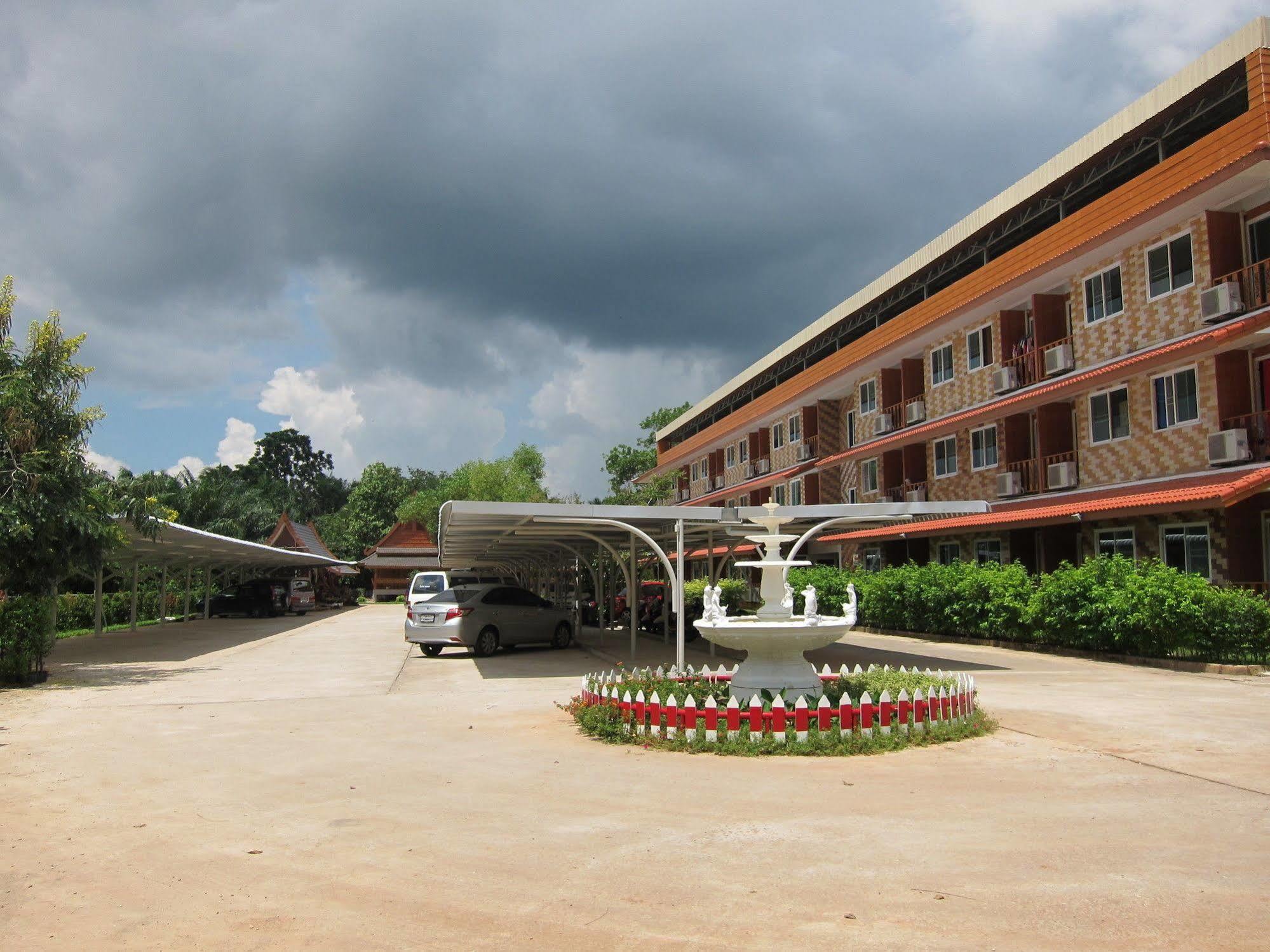 Baan Bangrak Residence Trang Dış mekan fotoğraf